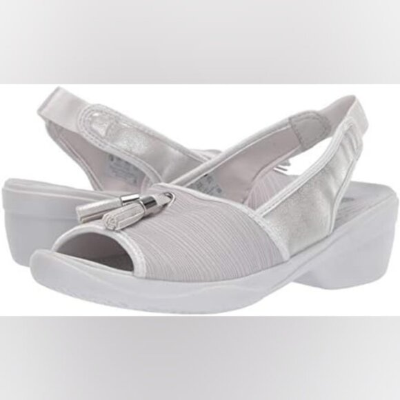 BZees Mirage Tassel Boho Washable Slingback Comfort Sandals 6.5M - Picture 1 of 7